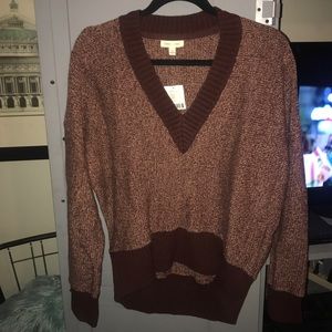 NEVER WORN URBAN OUTFITTERS SWEATER